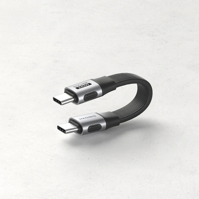 Short USB C to USB C Full Function Cable USB4 V2